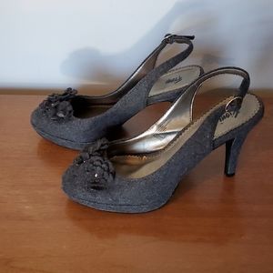 Fioni womens felt heels